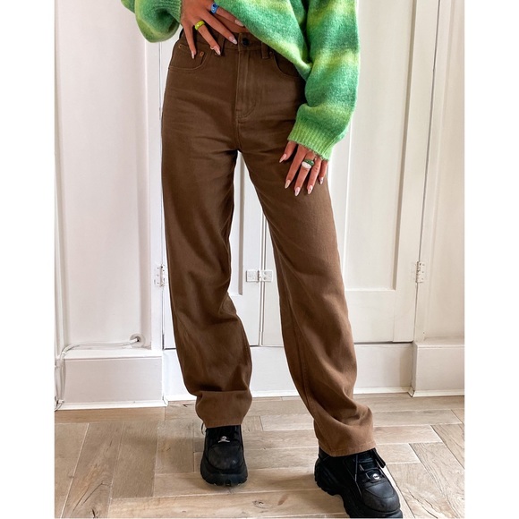 Wide Leg Parallel Jeans in Rich Brown - Picture 3 of 3